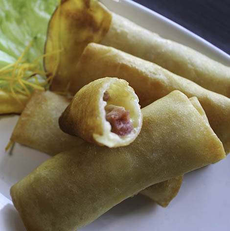 comida china arrollado jamon queso